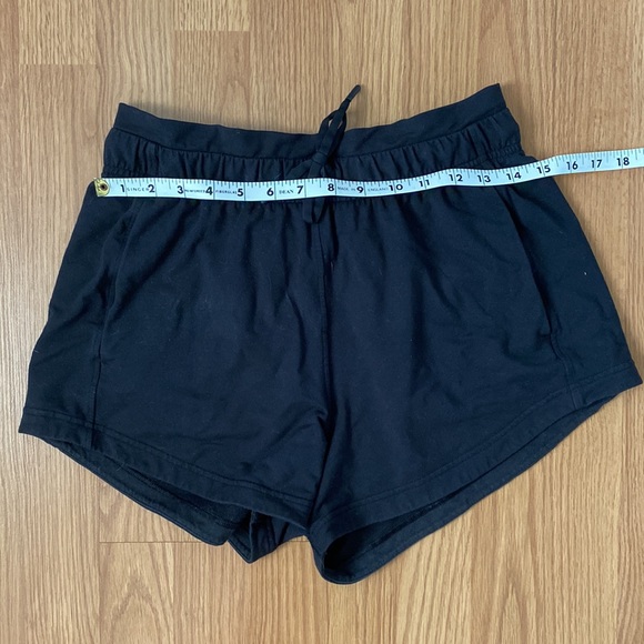 ❤️ Lululemon Inner Glow High Rise Modal Short 3" Size 6 NWOT - Picture 5 of 5